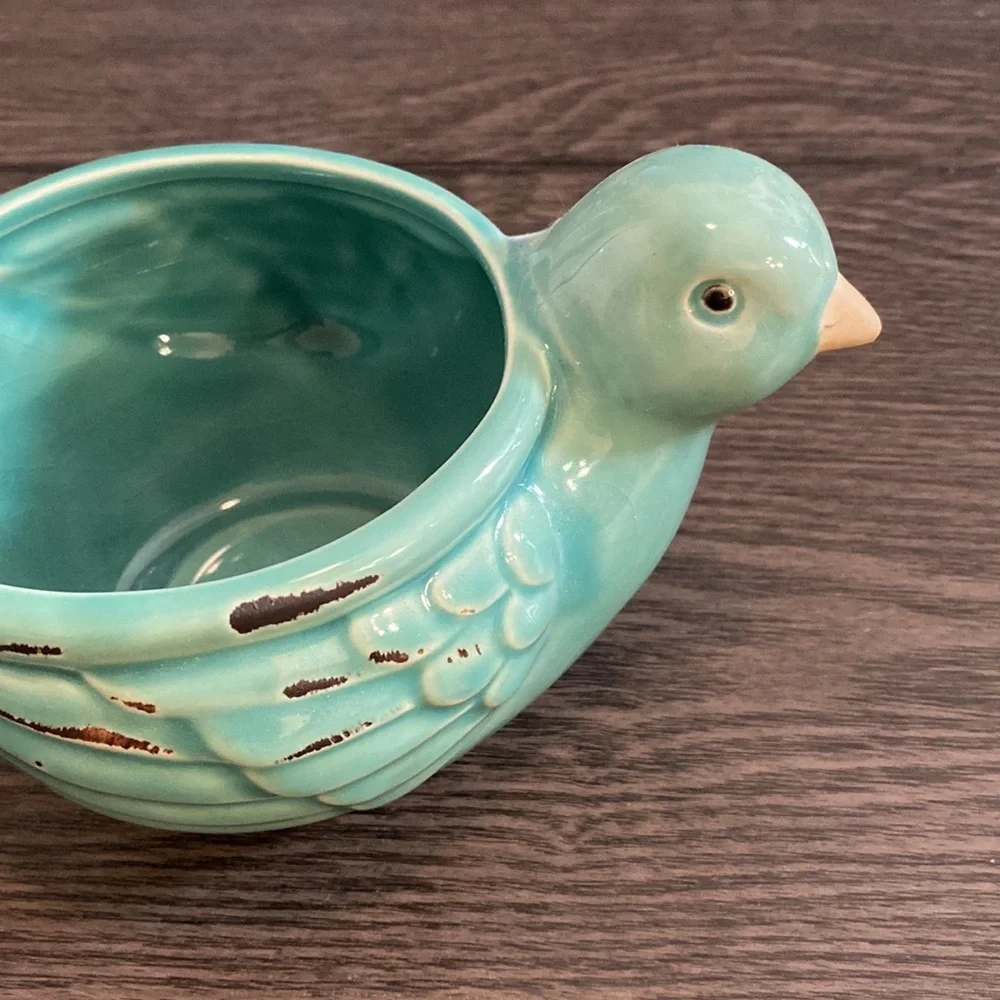 Seafoam green ceramic bird container. 4” diameter across opening. Cute! - Picture 5 of 11
